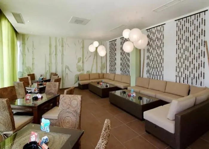 Lilou - 3 Pools, Spa, Gym, Playgrounds Apartment