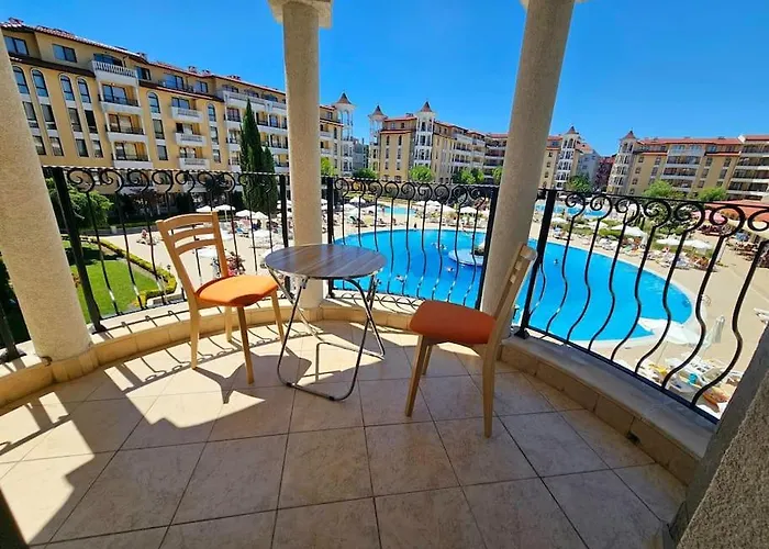 Lilou - 3 Pools, Spa, Gym, Playgrounds Apartment *