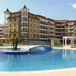 Apartment Lilou - 3 Pools, Spa, Gym, Playgrounds Sunny Beach