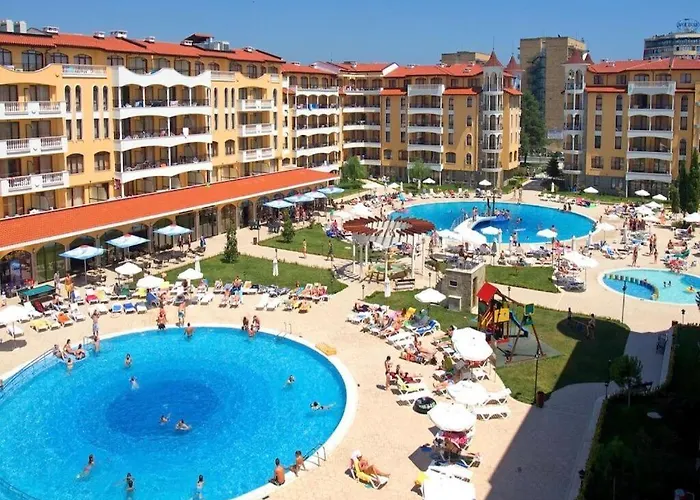 Lilou - 3 Pools, Spa, Gym, Playgrounds
