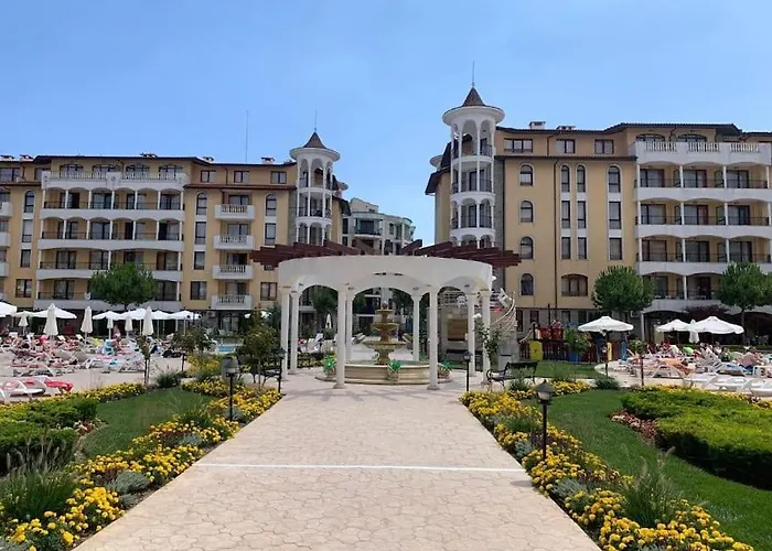 Lilou - 3 Pools, Spa, Gym, Playgrounds