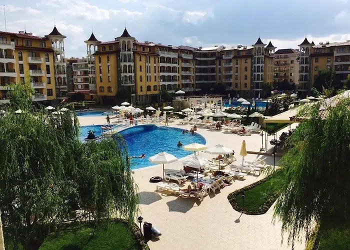 Lilou - 3 Pools, Spa, Gym, Playgrounds 阳光海滩